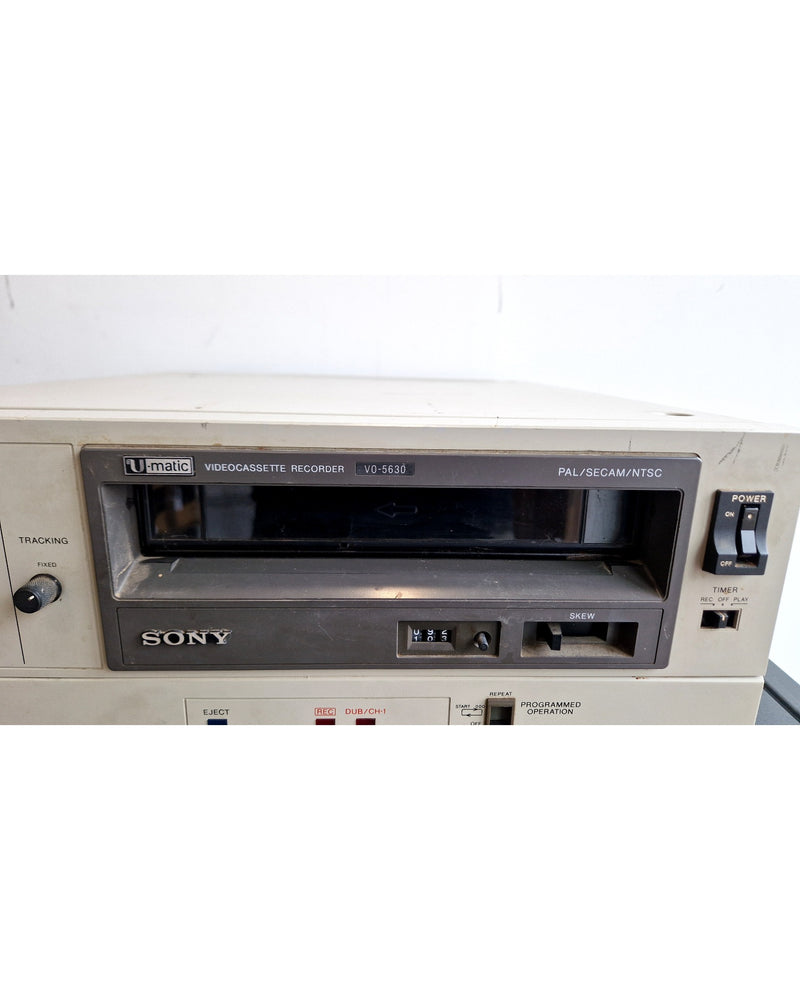 Sony U-Matic VO-5630 - Video Recorder - Cream - Spares or Repair - image 2