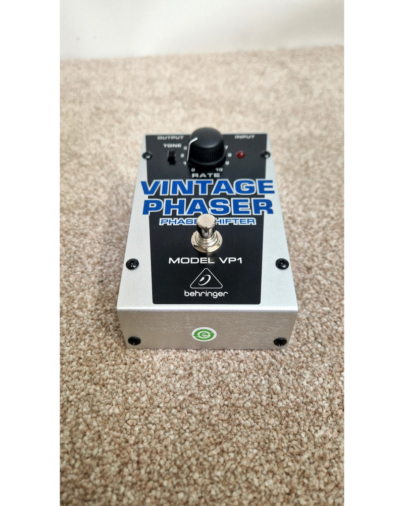 Behringer Vintage Phaser Pedal - Like New w/ Original Box - image 7
