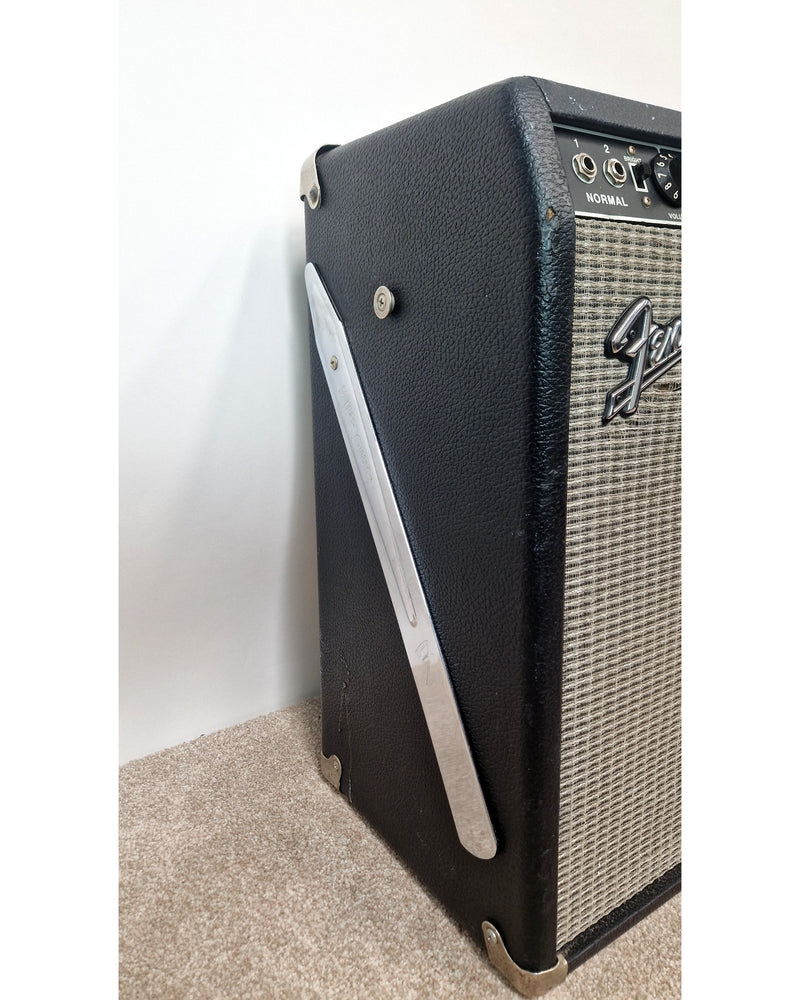 Fender Twin Reverb 2000 - Guitar Amplifier - Good w/ footswitch - image 11