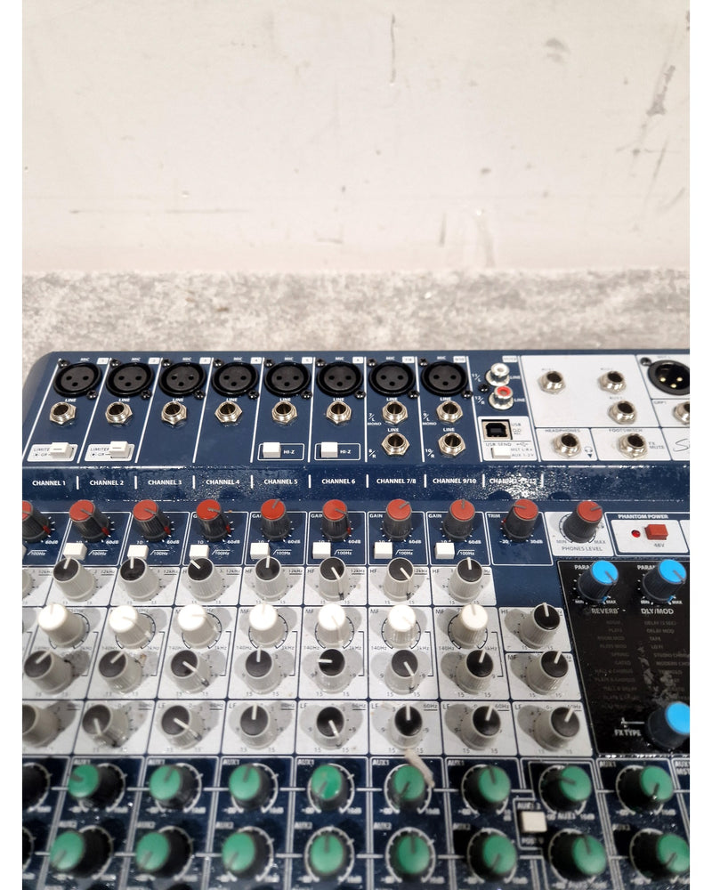 Soundcraft Signature 12 Mixer - SIlver/Blue – Mixing Console - Excellent - Image 9