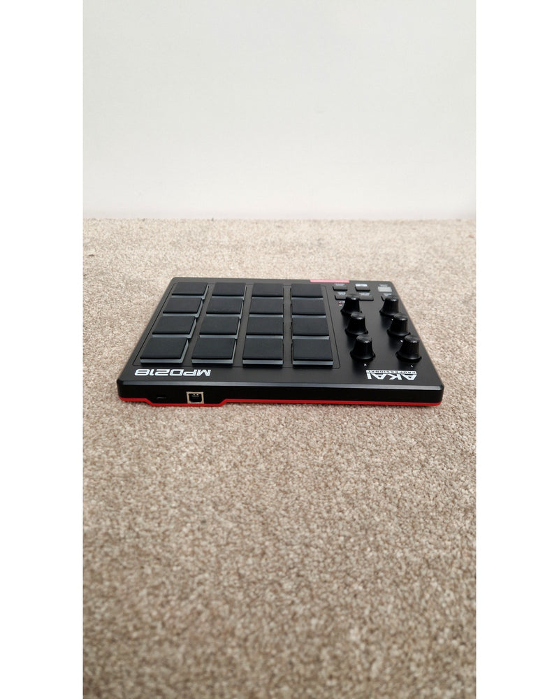 AKAI MPD218 - MIDI Controller - Like New w/ Original Box & USB Cable - image 4