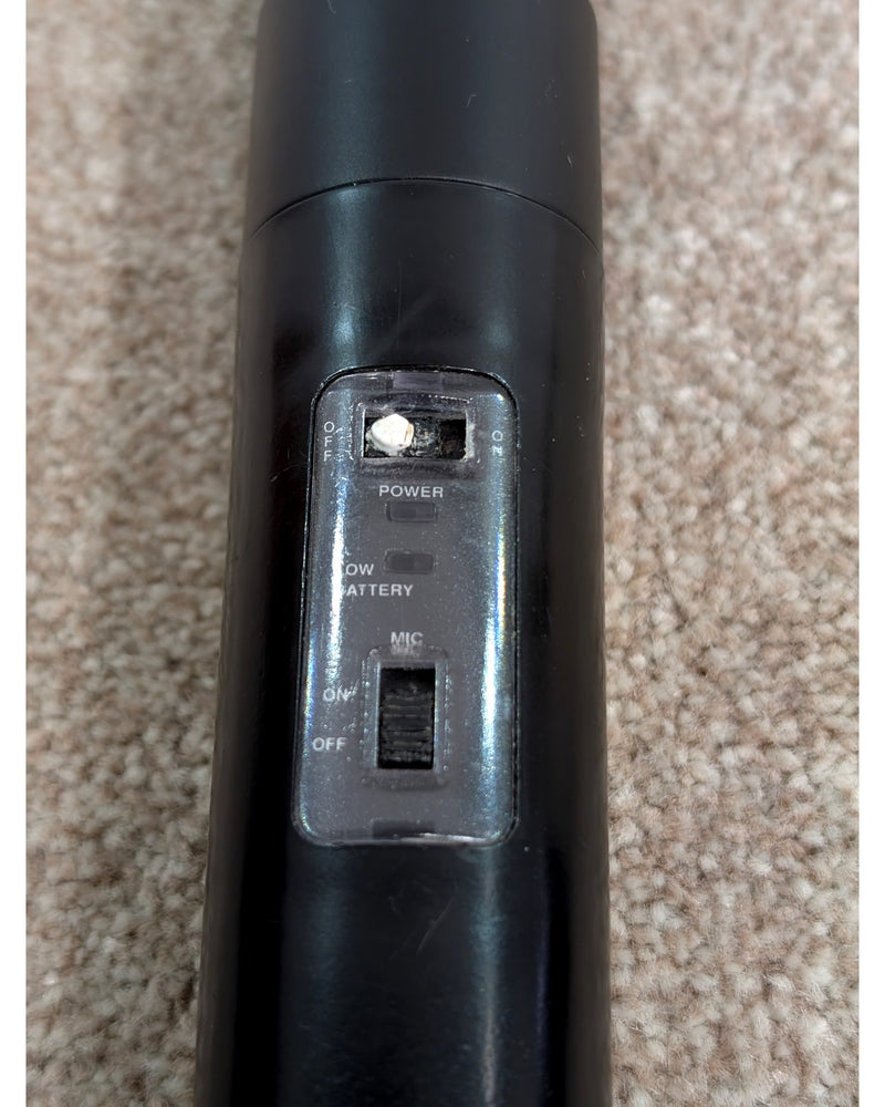 Shure SM58 T2 - Wireless Microphone - Black - Fair w/ Soft Case - image 4