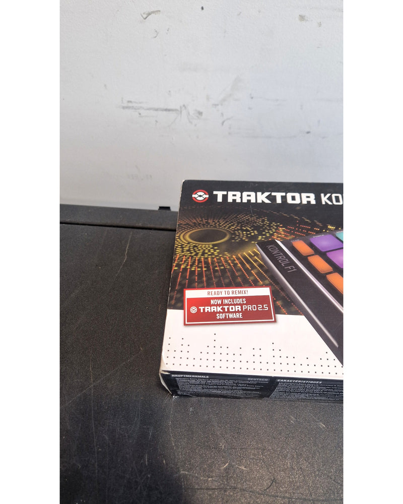 Native Instruments Traktor Kontrol F1 - MIDI Controller - Black - Excellent w/ Original Box - image 4