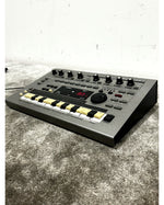 Roland MC-303 - Synthesizer - Silver - Excellent - Image 2