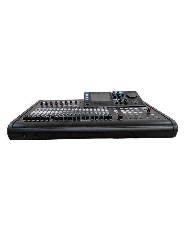 TASCAM DP-32SD - Recorder - Black - Excellent w/ Manuals