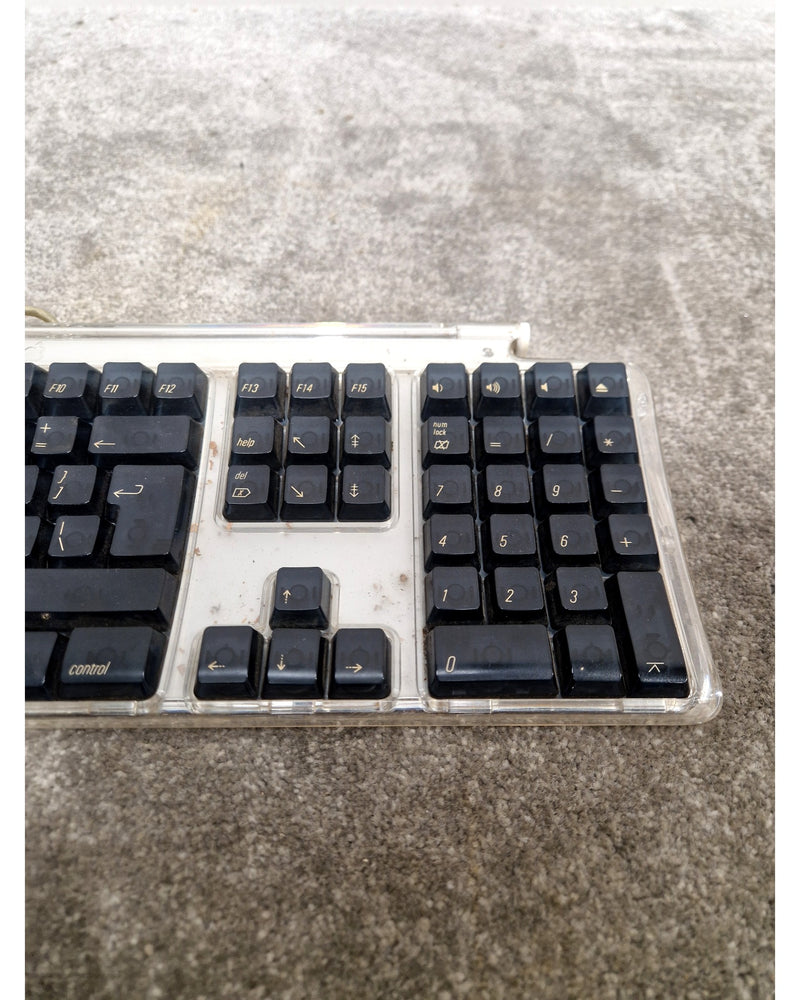 Apple Pro Keyboard 2000 - Black – Keyboard - Good - Image 9
