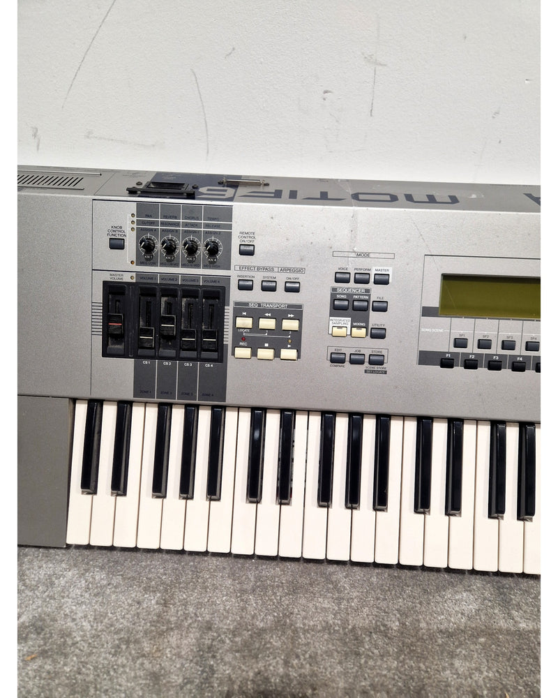 Yamaha Motif6 - Musical Keyboards - Silver - Very Good - Image 10