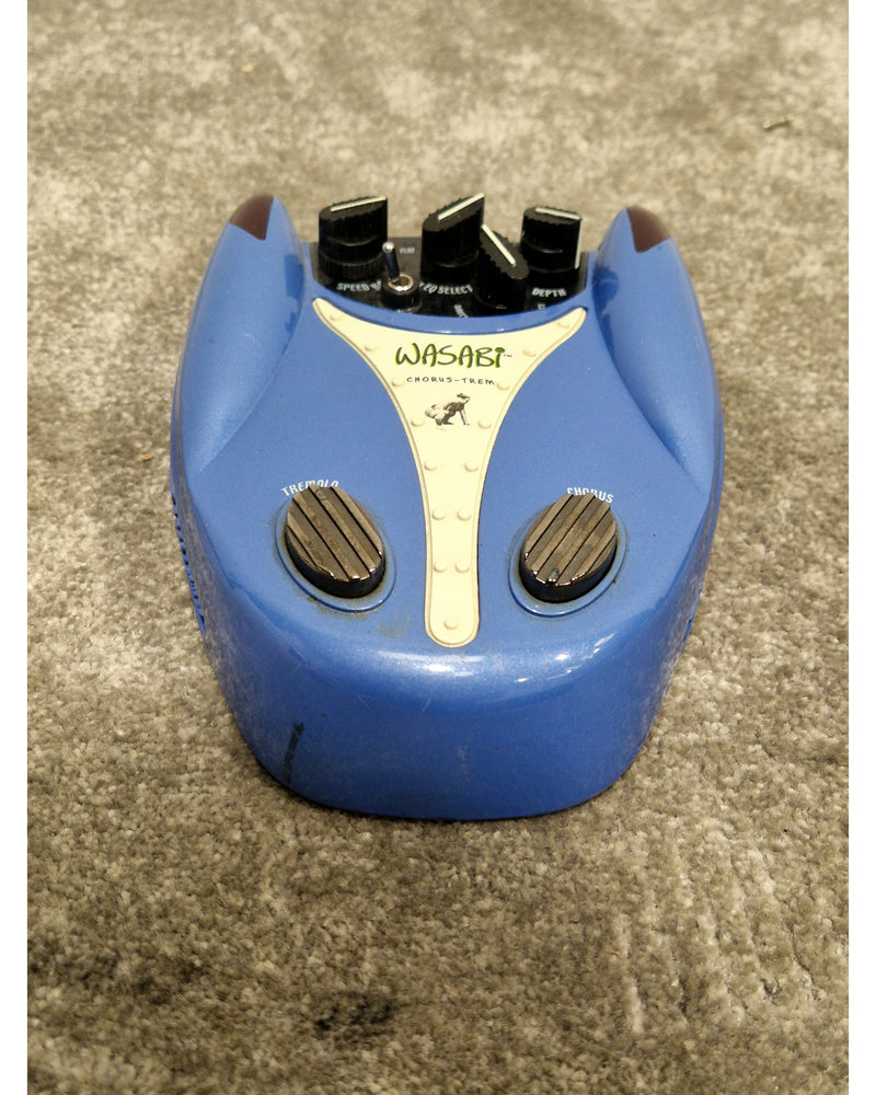 Dan Electro Wasabi - Effects Pedal - Chorus/Tremolo - Excellent - Image 7