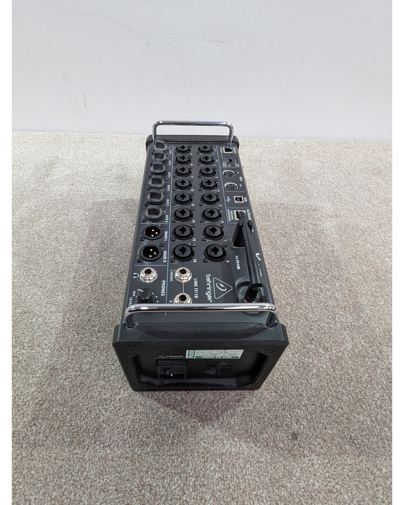 Behringer XAir XR18 - Mixer - Very Good w/ Original Box, Manuals, Power Supply - image 6