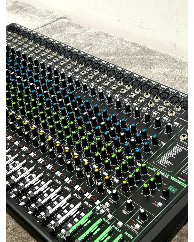 Mackie ProFX30 v3 - Mixer - Black - Excellent - Image 8