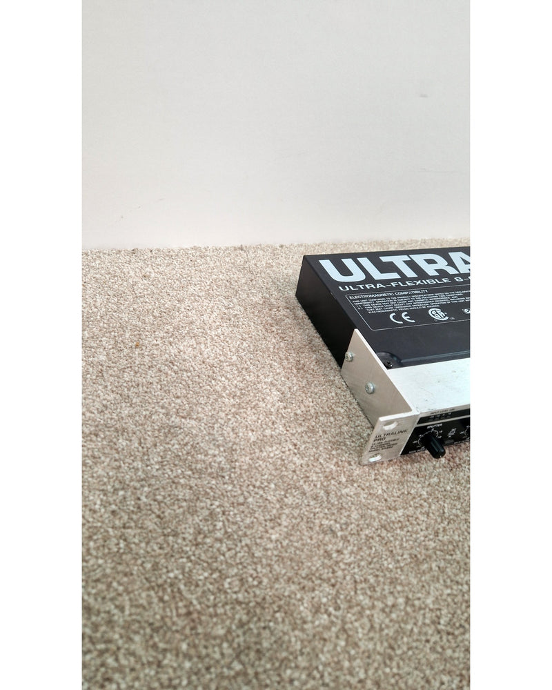 Behinger Ultralink Pro (MX882) - Mixer - Good - image 8