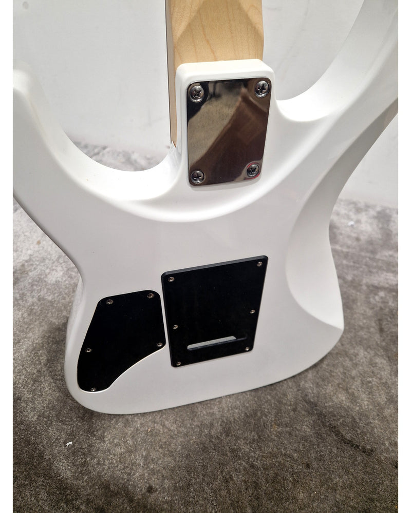Eastcoast HM1 - Electric Guitar - White - Like New w/ Original Box - Image 7