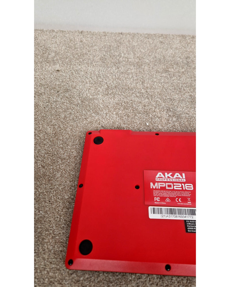 AKAI MPD218 - MIDI Controller - Like New w/ Original Box & USB Cable - image 2