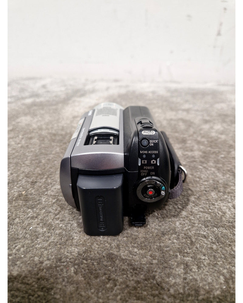 SONY Handy-cam Super-Steady Shot - Camcorder - Excellent w/ Soft Case - Image 3