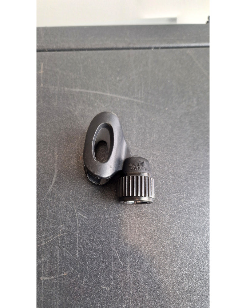 Shure SM57 - Microphone - Fair w/ Soft Case - Image 3