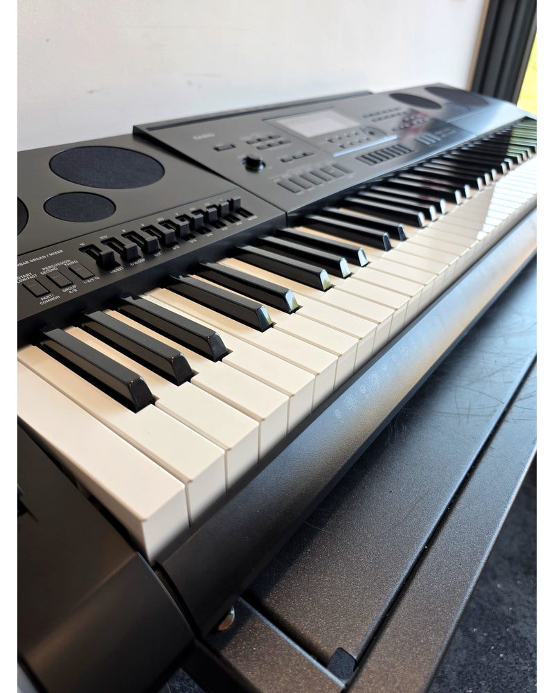 Casio WK-7600 - Musical Keyboards - Excellent w/ Power Supply - Image 2