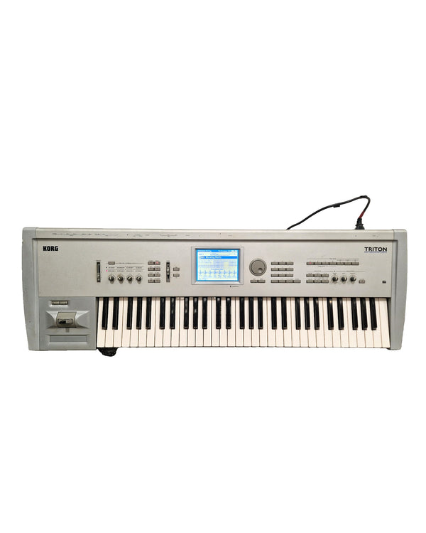 Korg Triton - Music Workstation/Sampler - Good