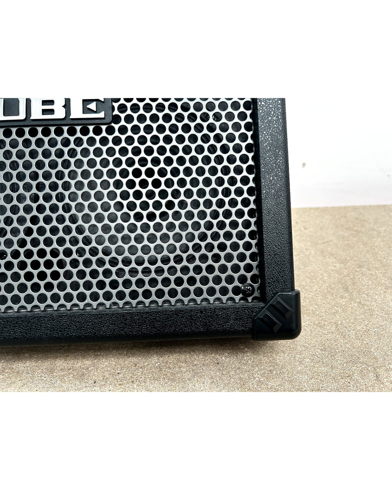 Roland Cube Street - Guitar Amplifiers - Black - Good w/ Soft Case & Power Supply - Image 5