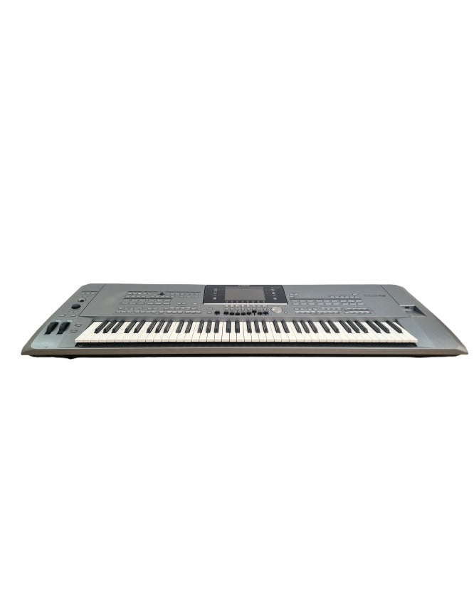 Yamaha Tyros5-76 - Keyboards - Silver/Black - Very Good