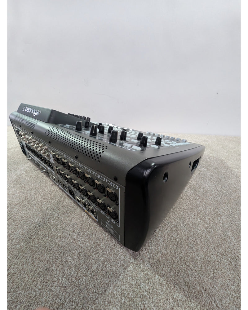 Behringer X32 Compact - Mixer - Black - Excellent w/ Original Box, Manuals, Cables - image 16