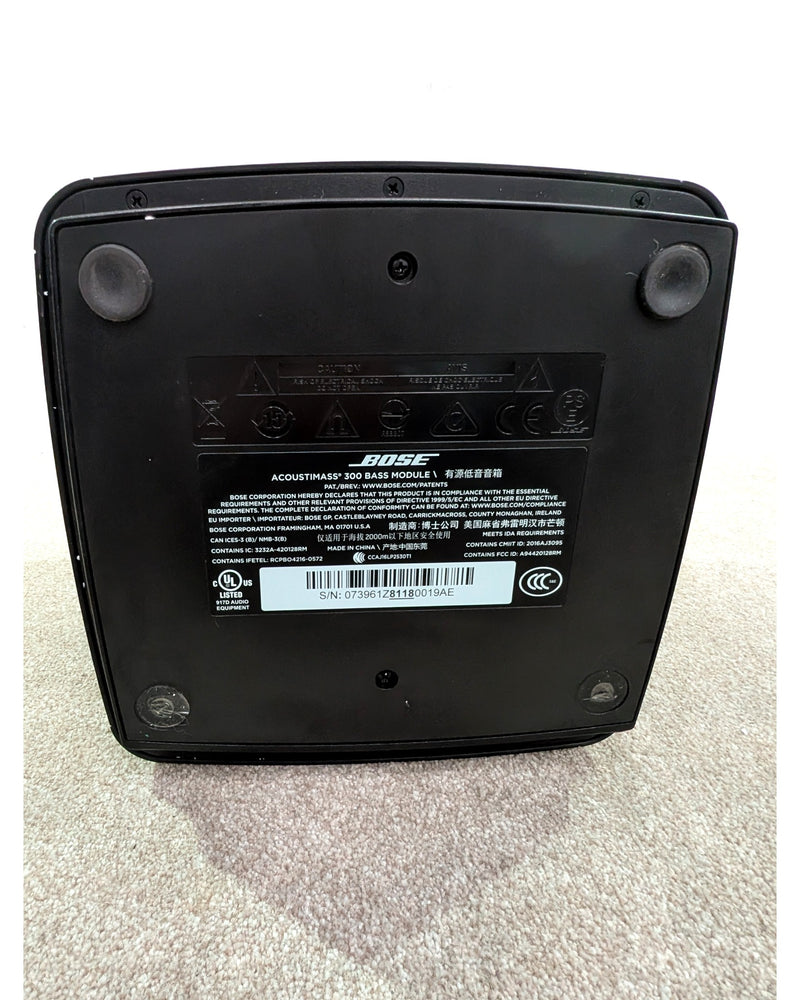 Bose Acoustimass 300 - Subwoofer - Black - Spares or Repair - image 4