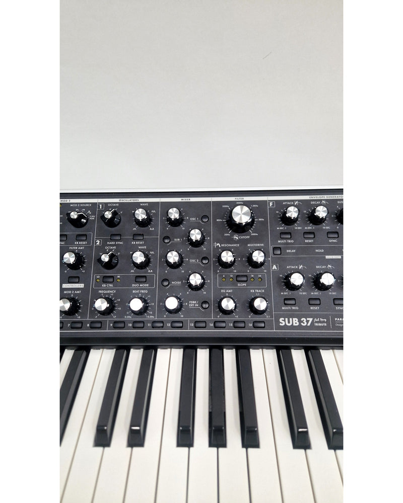Morg Tribute Sub-37 - Synthesizer - Excellent w/ Original Box - image 4