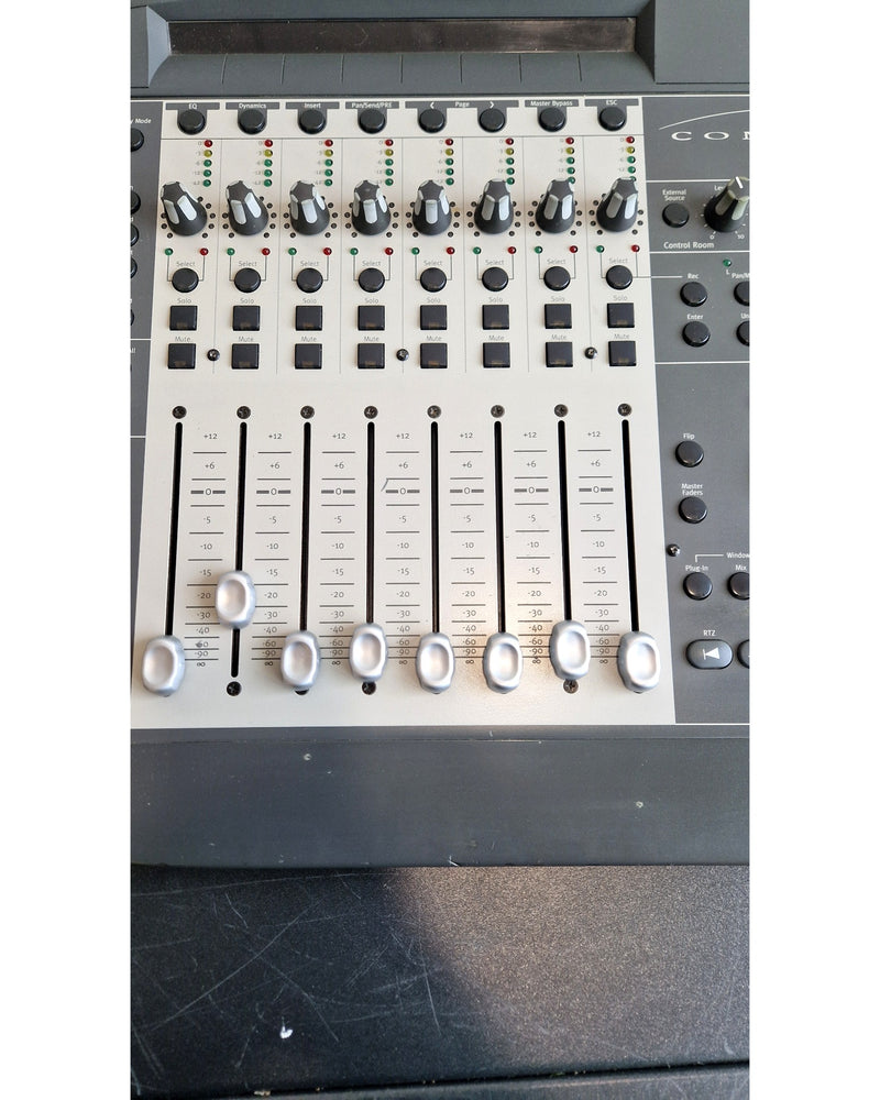 Digidesign Command 8 - MIDI Controller - Black - Poor - Image 10