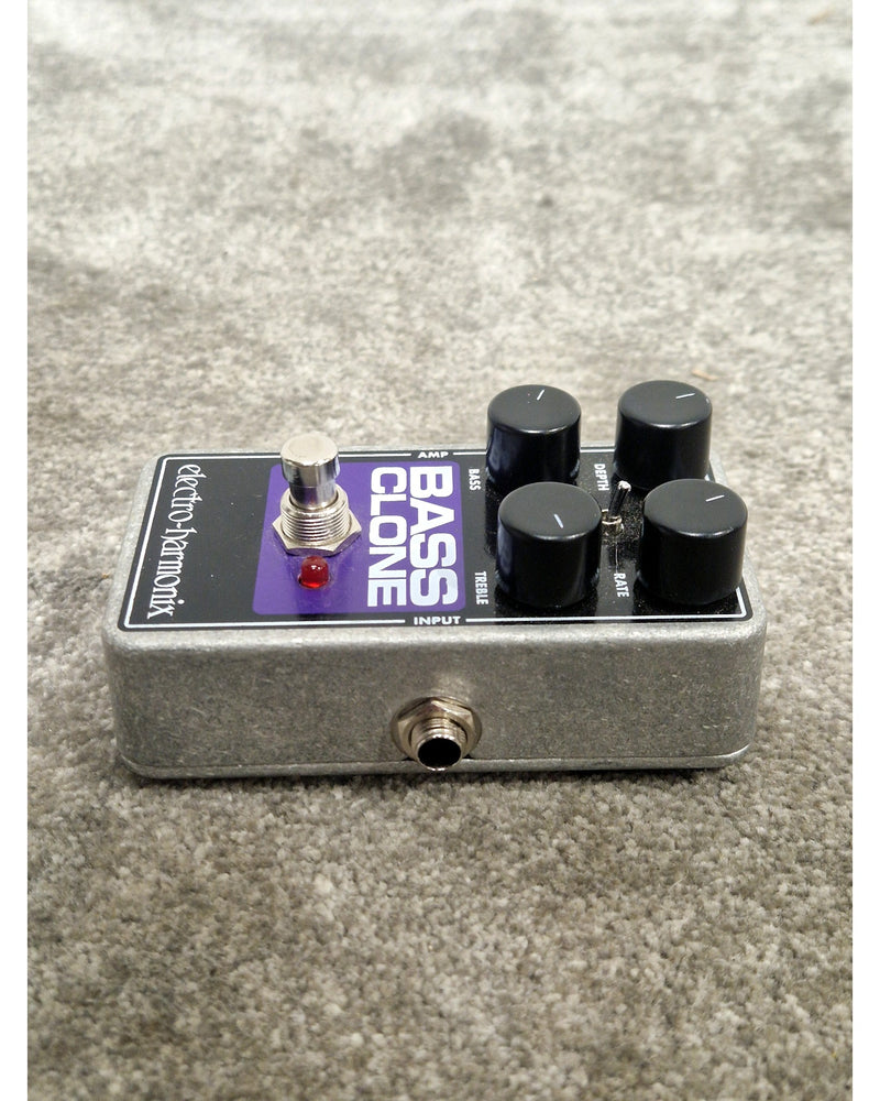 Electro-Harmonix Bass Clone - Effects Pedal - Excellent - Image 5