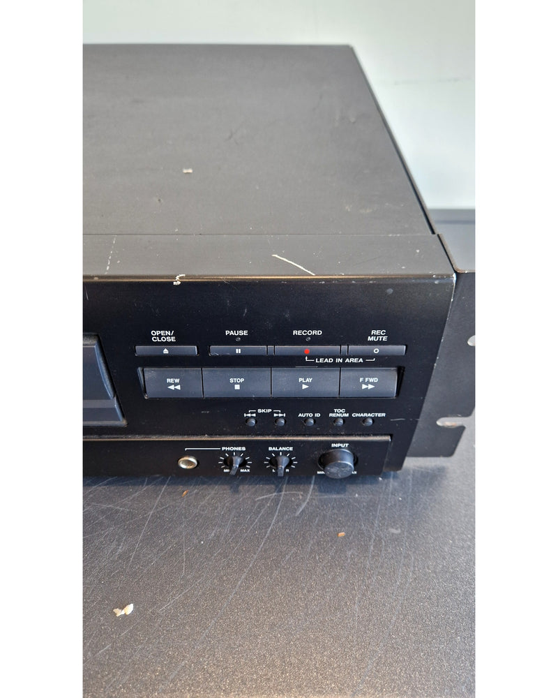 Tascam DA-20MKII - Audio Recorder - Fair - Image 2
