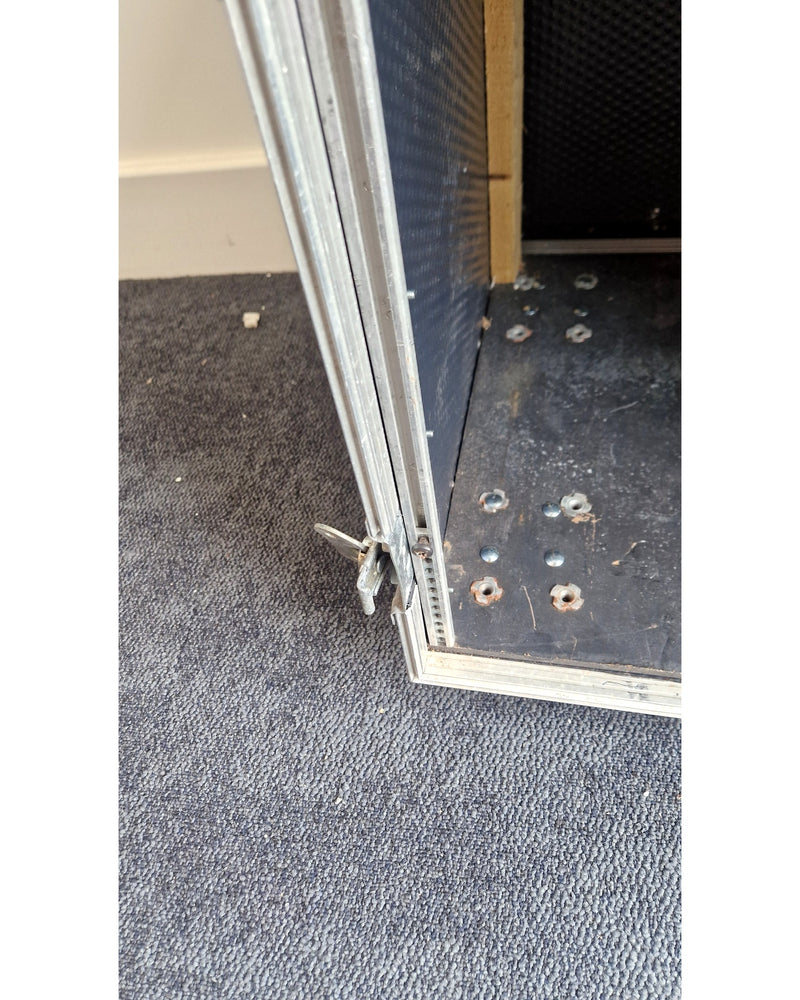 Flight Case 60x50x50cm - Flight Cases - Black - Good - Image 11