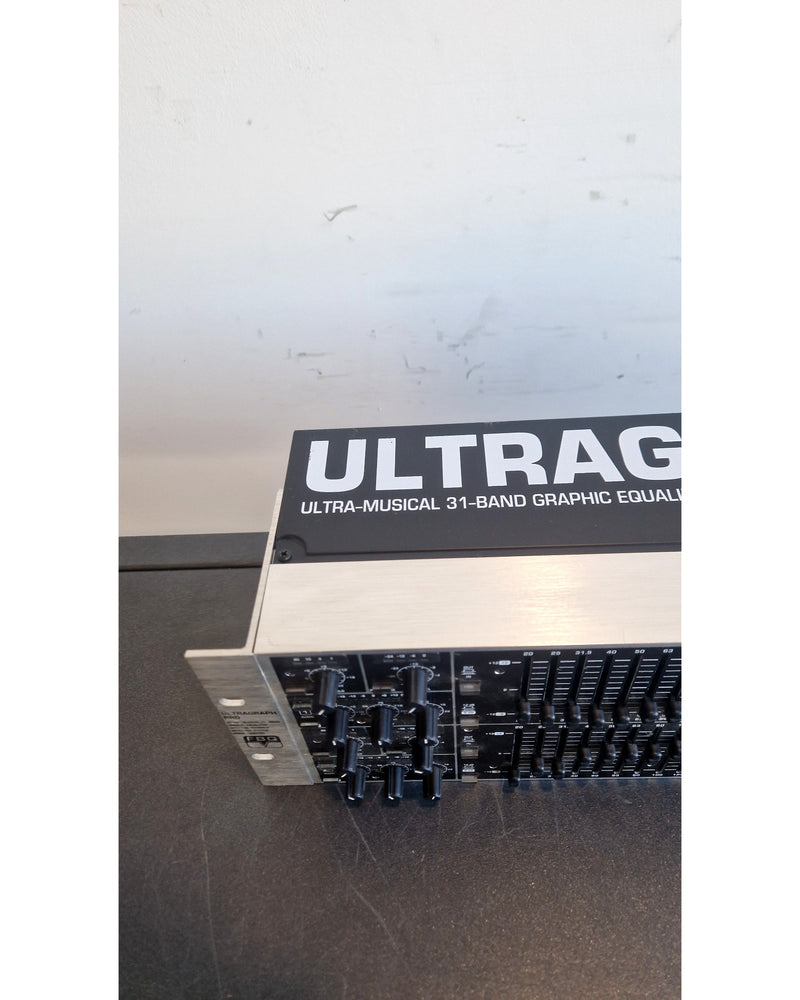 Behringer Ultragraph Pro FBQ6200 - Equilisers - Very Good - Image 6