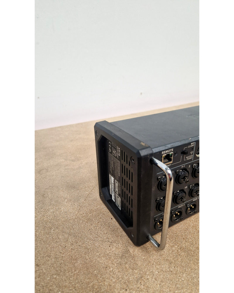 Behringer X-air XR-18 - Adapters & Converters - Good - Image 9