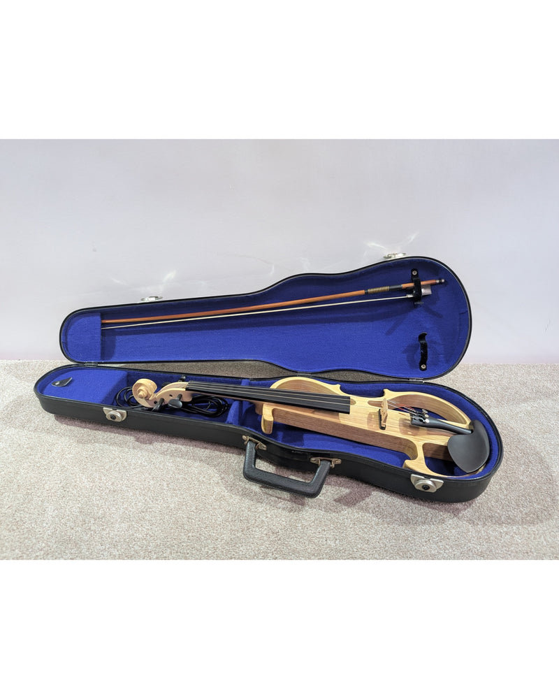 Gear4music Electric Violin - Violins & Strings - Natural - Excellent w/ Hard Case & Key to the hardcase - image 11