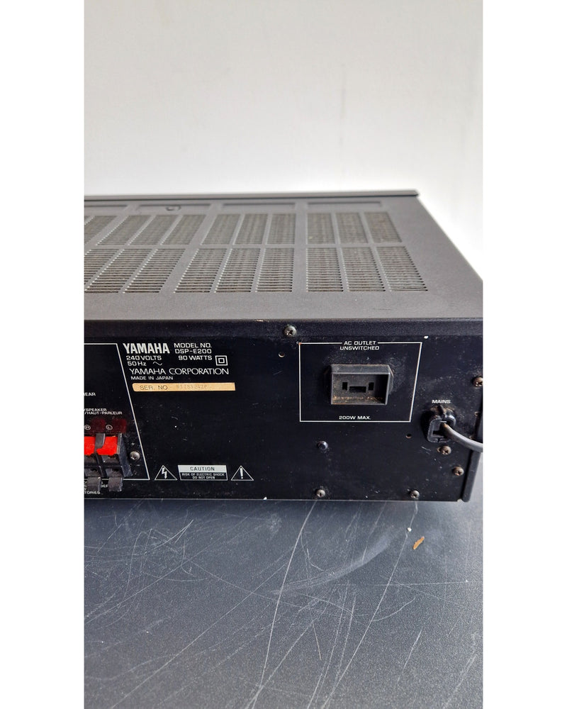 Yamaha DSP-E200 - Hi-Fi Amplifiers - Excellent - Image 2