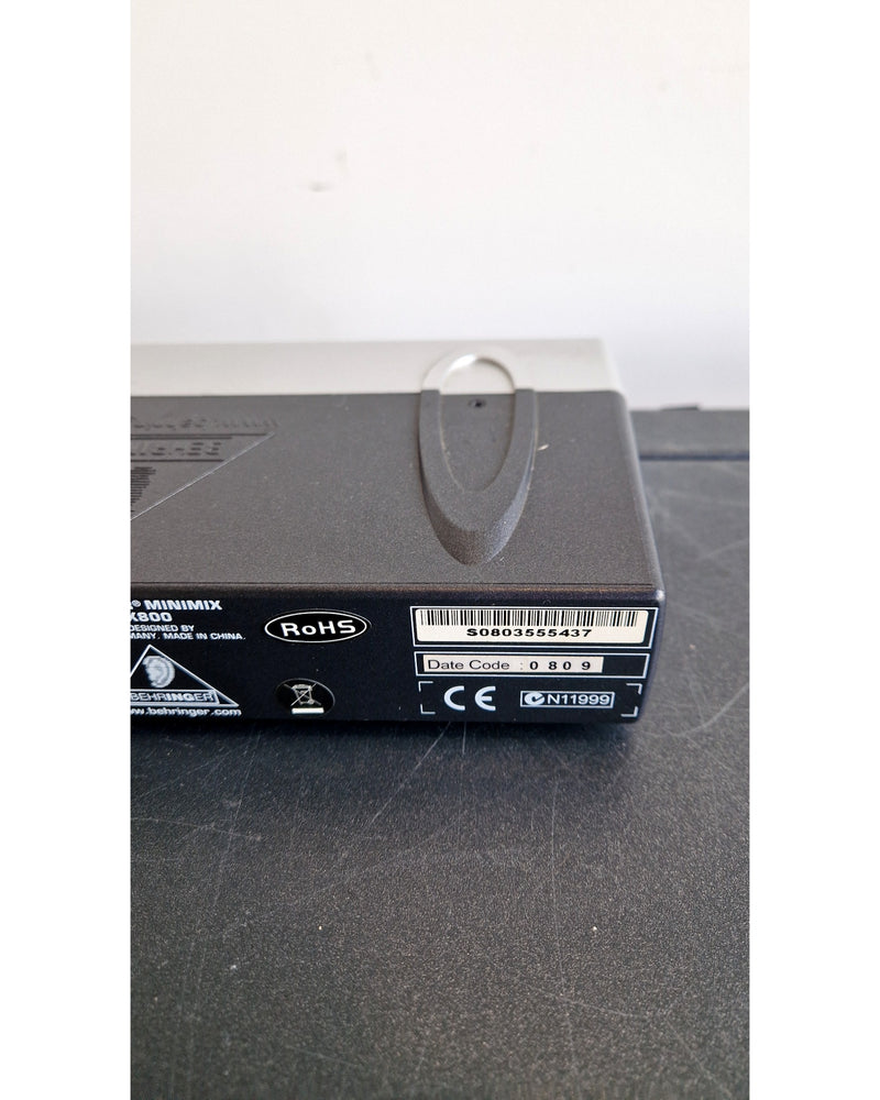 Behringer MiniMix MIX800 - Karaoke System - Silver - Excellent w/ Original Box, Manuals, Power Supply - Image 4