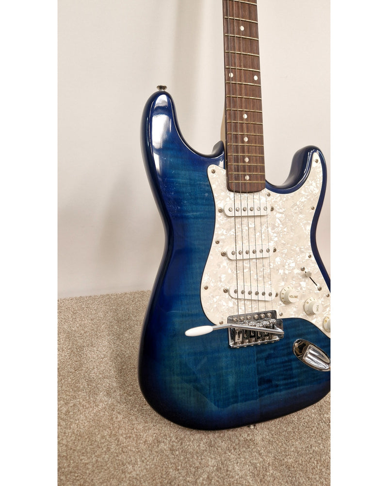 Vintage V6 - Electric Guitar - Blue - Excellent w/ Soft Case - image 7