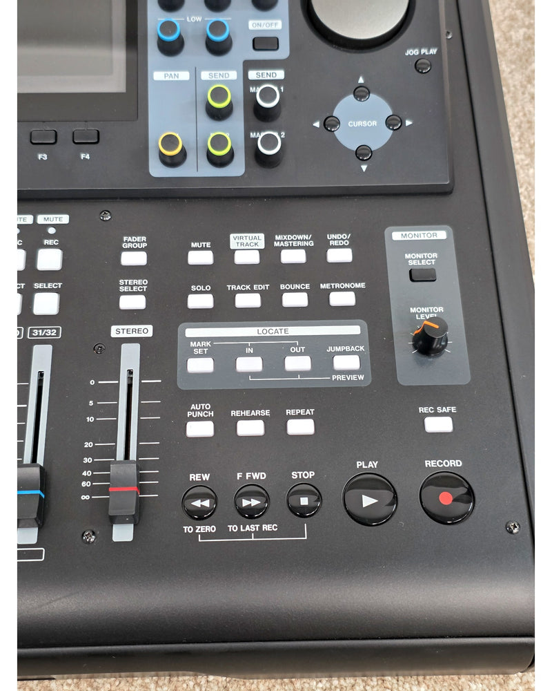 Tascam DP-32SD - Recorder - Black - Excellent w/ Power Supply - image 2