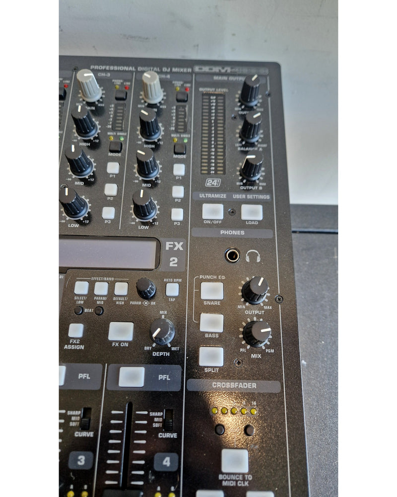 Behringer DDM4000 - Mixer - Good - Image 6