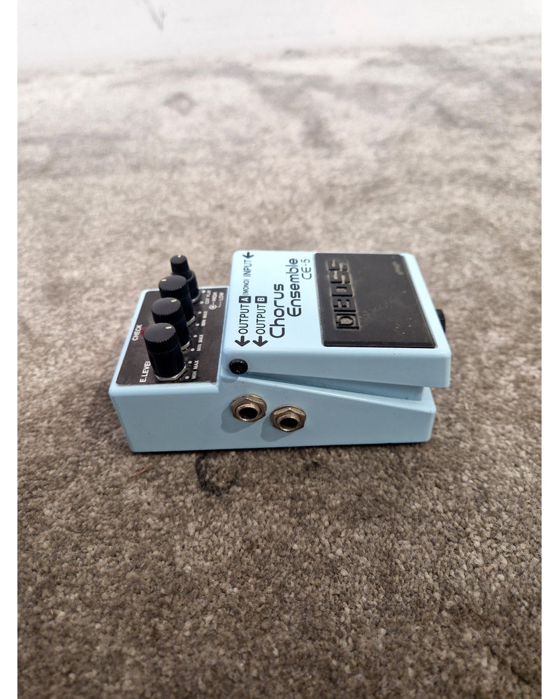 Boss CE-5 - Chorus Ensemble Pedal - Excellent - Image 3