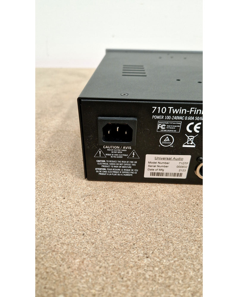 Universal Audio Twin-finity 710 - Preamps - Silver - Excellent - Image 9