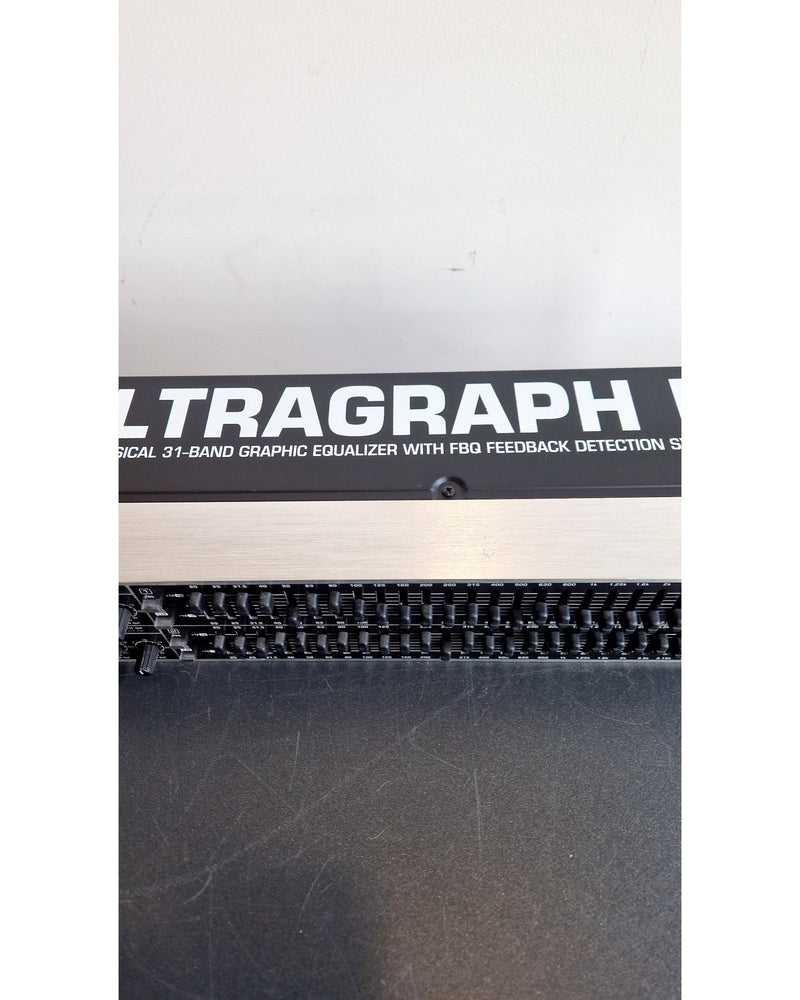Behringer Ultragraph Pro FBQ3102 - Equalisers - Excellent w/ Manuals & Power Supply - Image 10