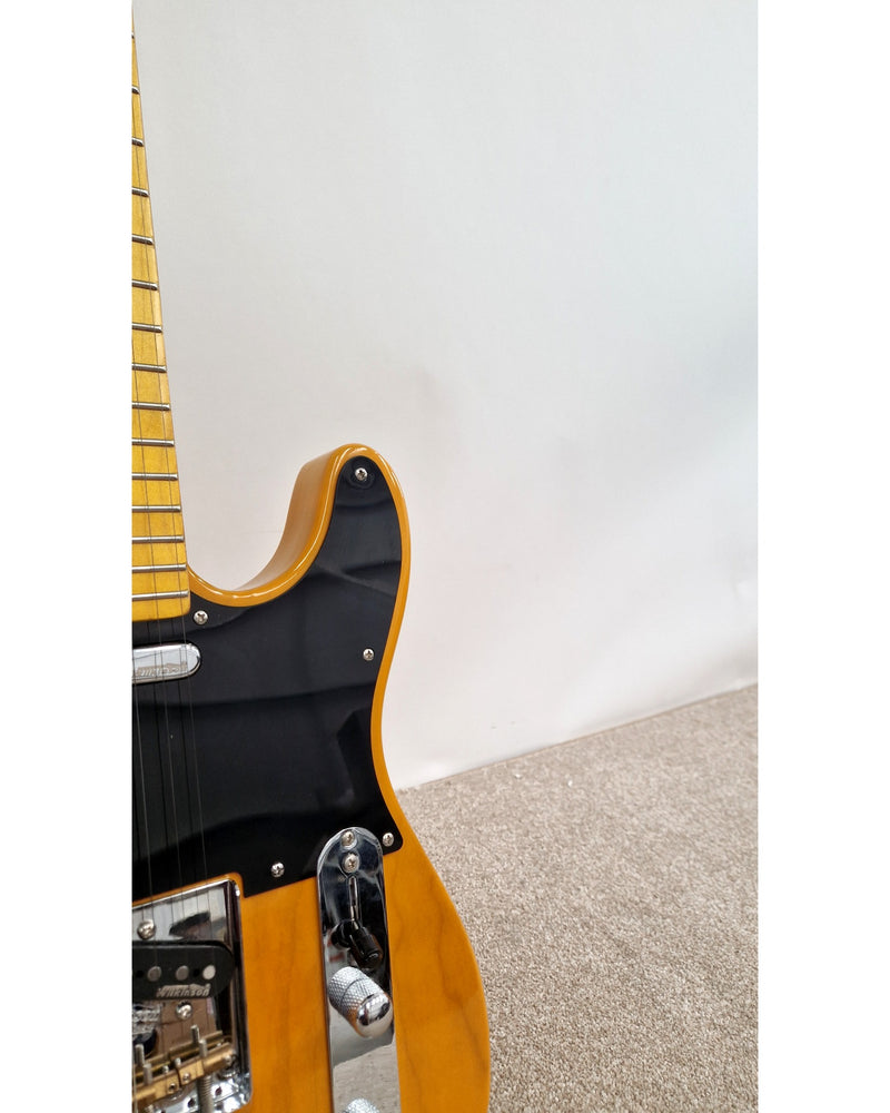 Vintage Reissued Series V52 - Electric Guitar - Excellent w/ Soft Case - image 5