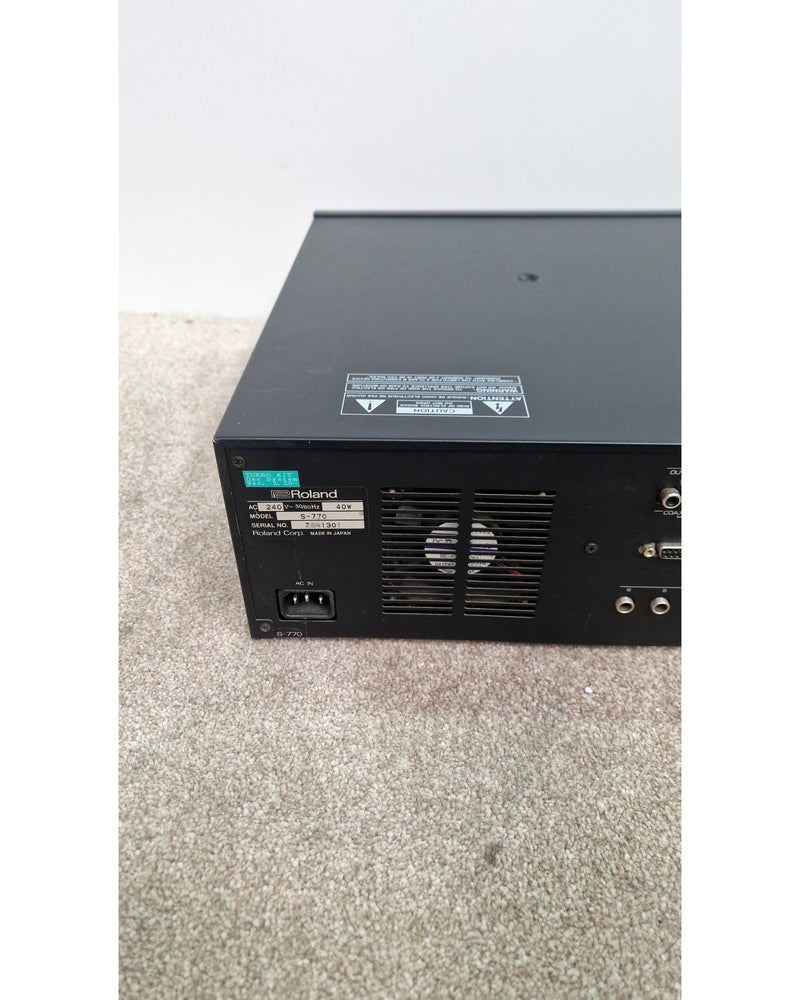 Roland S-770 - Samplers & Sequencers - Black - Fair - image 13