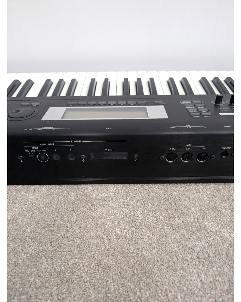 Korg TR61 - Keyboard - Black - Excellent w/ Manuals & Power Supply - image 6