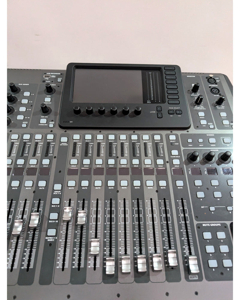 Behringer X32 - Mixer - Black - Very Good - image 15