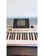 Yamaha PSR-S900 - Musical Keyboards - Excellent w/ Power Supply & Manuals - Image 2