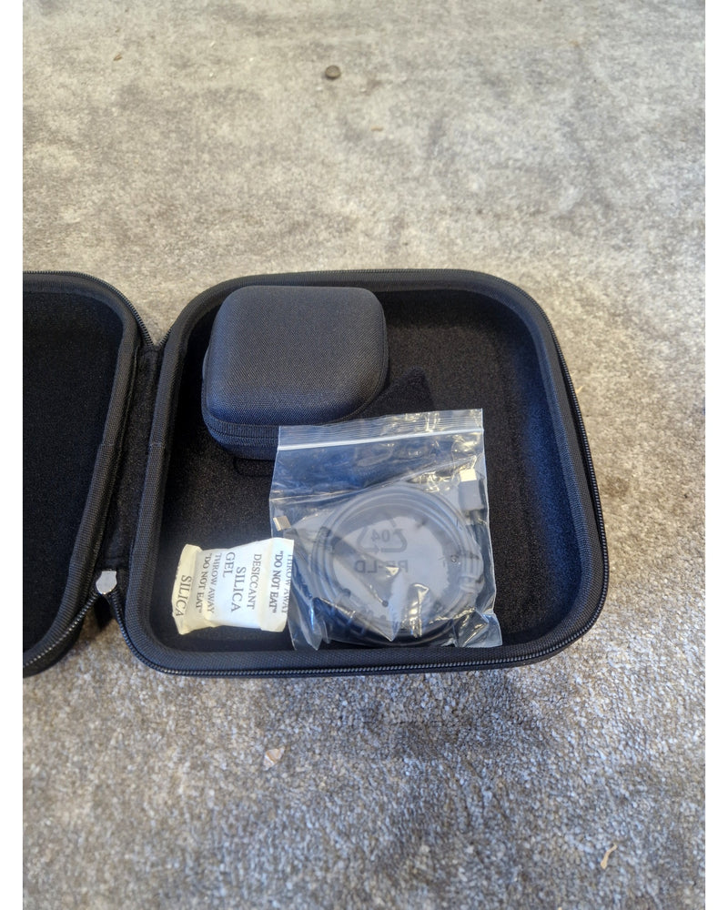 Solitaire T - Headphones - Like New w/ Original Box - Image 8