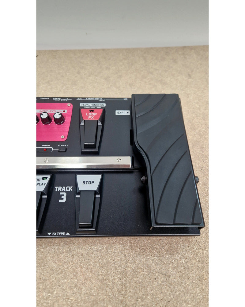 Boss RC-300 - Multi-Effects Pedal - Excellent w/ Soft Case - image 5