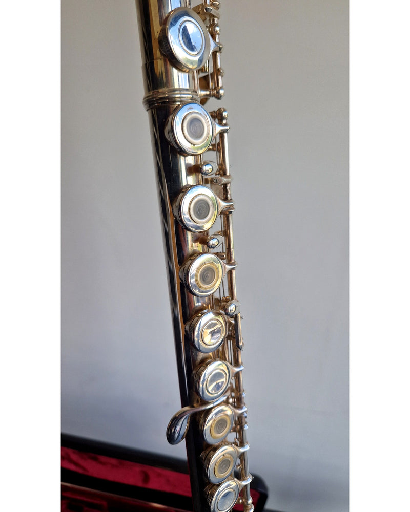 Yamaha YFL-381 - Wind Instrument - Silver - Very Good w/ Hard Case & Cleaning rod - Image 7
