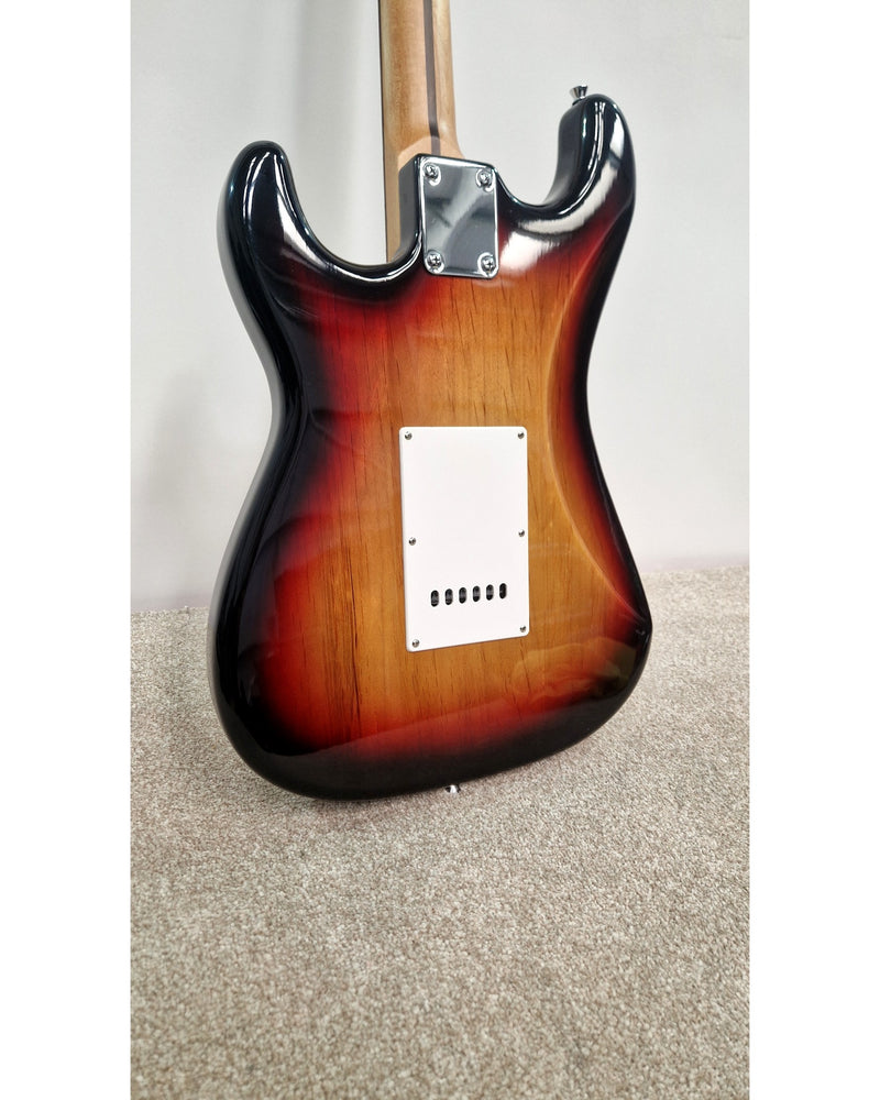 Westfield E1000 Strat - Electric Guitar - Sunburst - Excellent w/ Soft Case - image 3